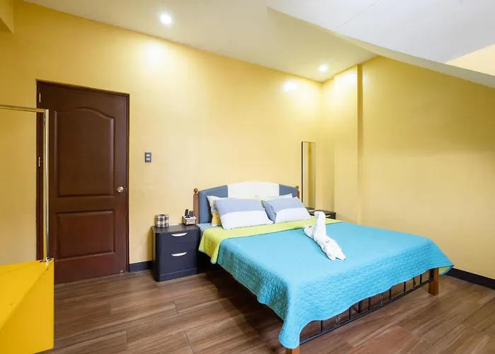 Casa Heradurra Uno/dos Manila